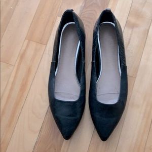 Black Rudsak ballerina